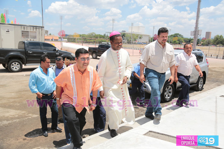 Nuncio Apost&oacute;lico recorre avances de Museo San Juan Pablo II